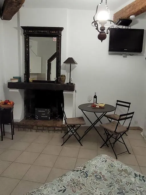 Studio Chez Gregoire W Prowansji Apartment Cabasse